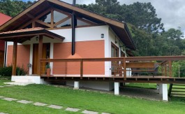 Linda Casa Em Gonçalves (12)
